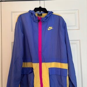 Nike Women’s 2XL Colorblock Windbreaker